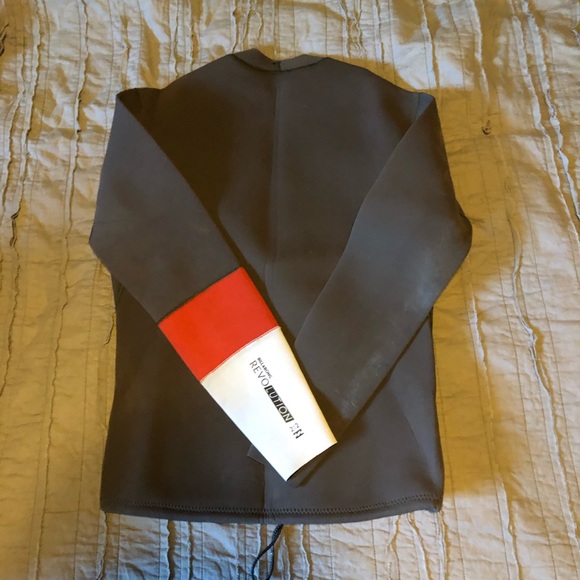 Billabong wetsuit top L - Picture 4 of 5